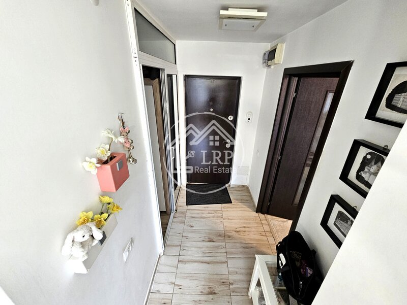 Lacul Tei, Parcul Circului, etaj 3, 53 mp, bloc 1978 reabilitat.